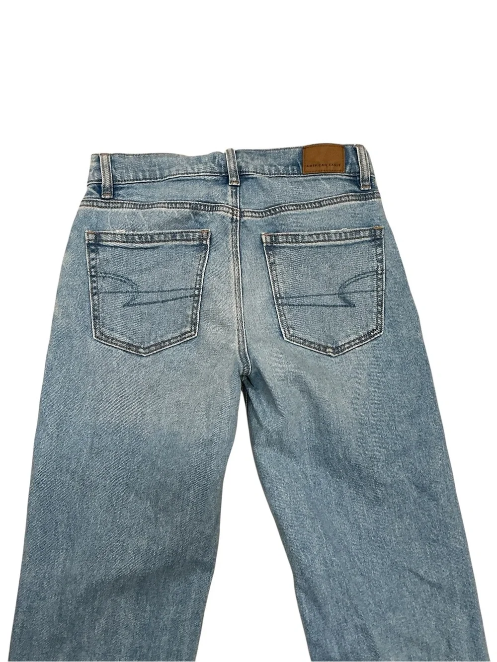 Sold! American Eagle Mid Rise Straight Leg Jeans Light Wash Stretch Denim Size 0